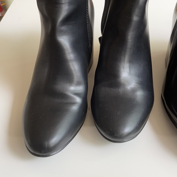 Lot of two black boots - Picture 3 of 5